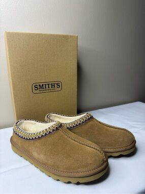 SMITH'S Brown Suede Slip-On Women's Slippers with Patterned Collar